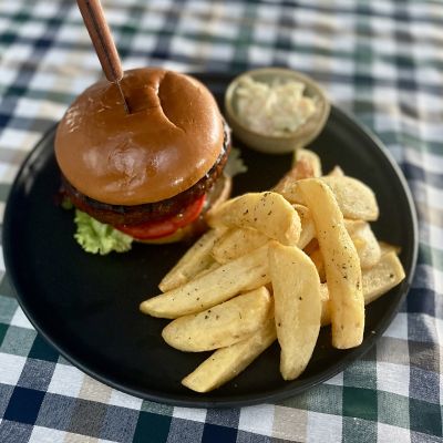 Craving a Delicious Black Angus Burger in Paphos S